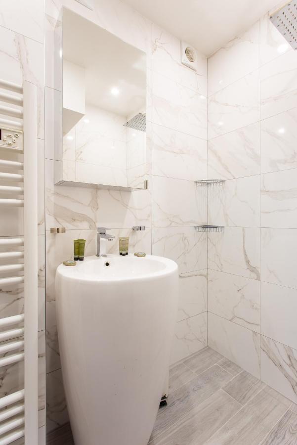 Mbm - Paradis Paris Dış mekan fotoğraf